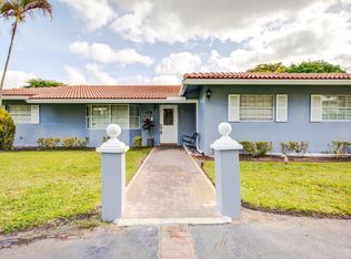 3211 NW 89th Ter, Coral Springs, FL 33065