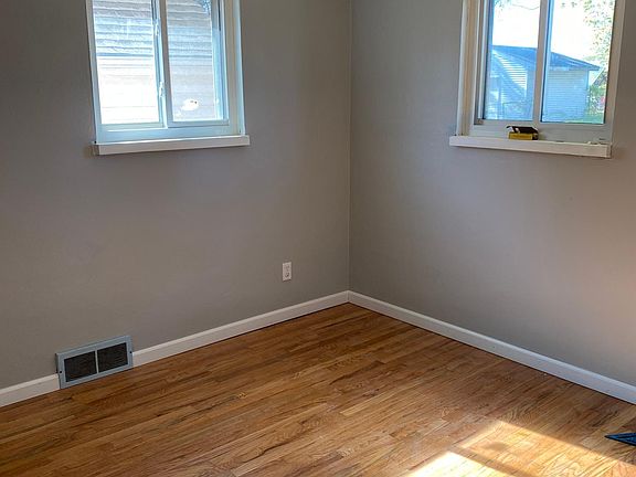 5th image of 2223 Wolter Ave