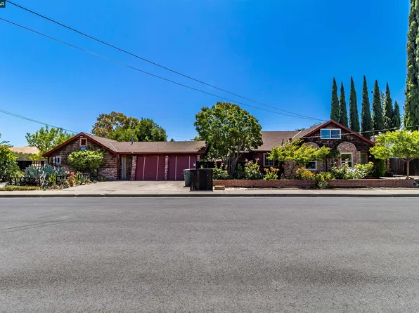 1878 Denkinger Rd, Concord, CA 94521