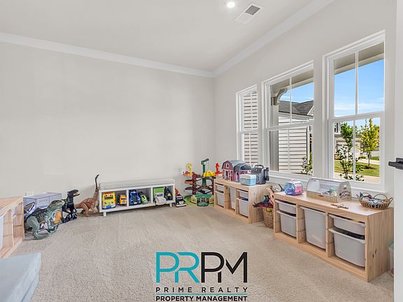 5th image of 512 Van Patten Ct