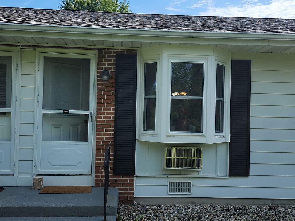 1st image of 484 Leisure Acres St