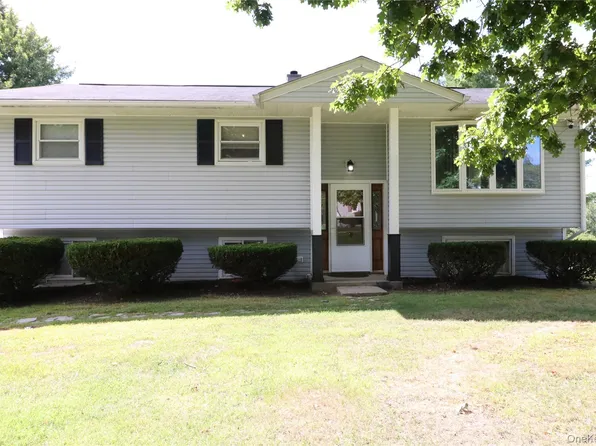 23 Buttermilk Drive, Poughkeepsie, NY 12601