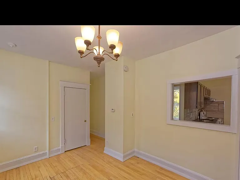 876 Warren St #2 — Photo 22
