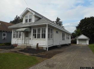 635 Poutre Ave, Schenectady, NY 12306