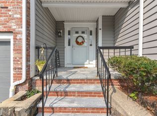 84 Walpole St APT 6M, Canton, MA 02021