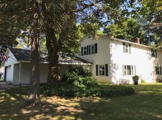 2715 Hershey Rd, Erie, PA 16509