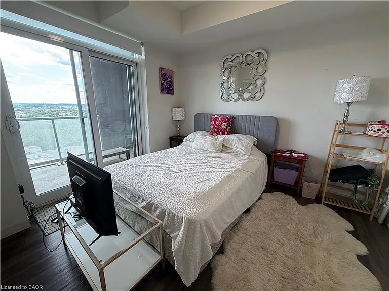 2081 Fairview St #1606 — Photo 7