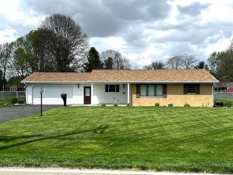 1st image of 9480 Country Club Rd