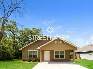 8054 Parker Rd, Houston, TX 77078