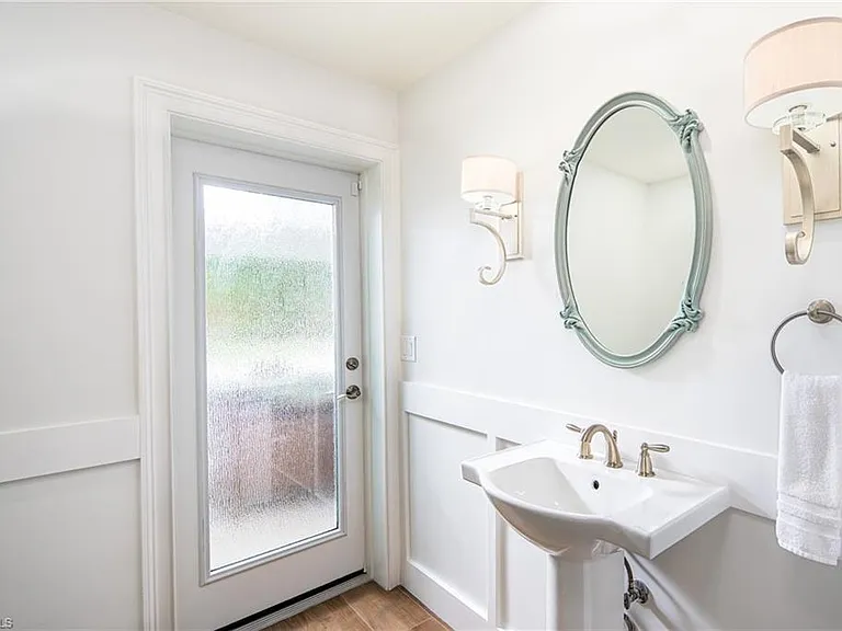 675 Yucca Rd — Photo 15