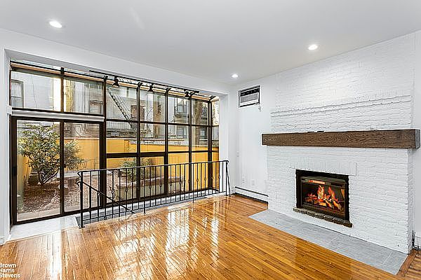 1st image of 117 W 82nd St APT 2