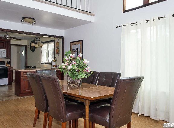 4th image of 59 Cullen Ave