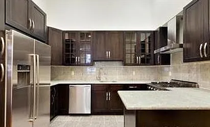 Rented by OneWorld Property Advisors