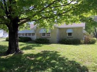 403 Pleasant Dr, Monett, MO 65708