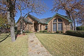 1st image of 4001 Ambleside Dr