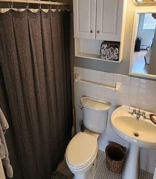 2440 Harriet Ave — Photo 6