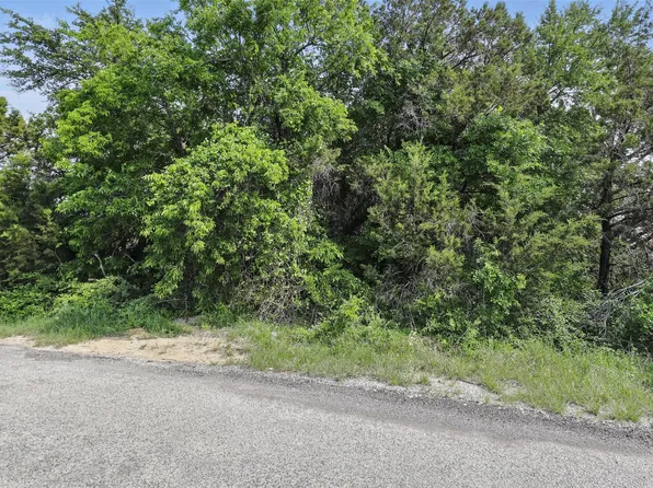 925 Colorado River Dr, Granbury, TX 76048