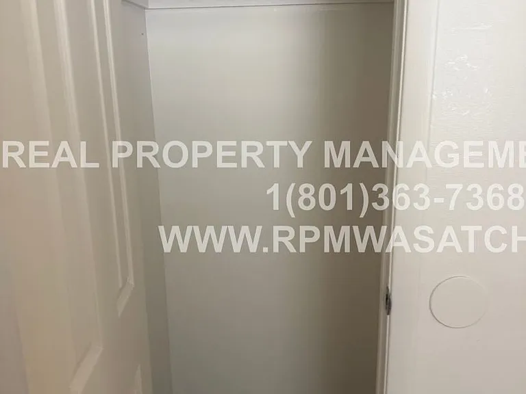 1150 E Garfield Ave — Photo 8