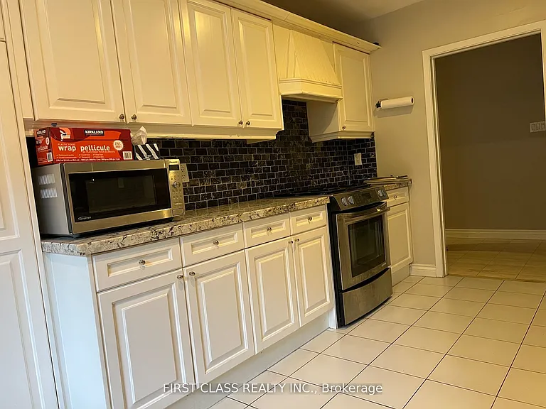 51 Ealing Dr — Photo 6
