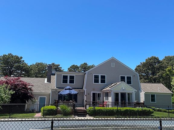 5th image of 14 Heritage Dr
