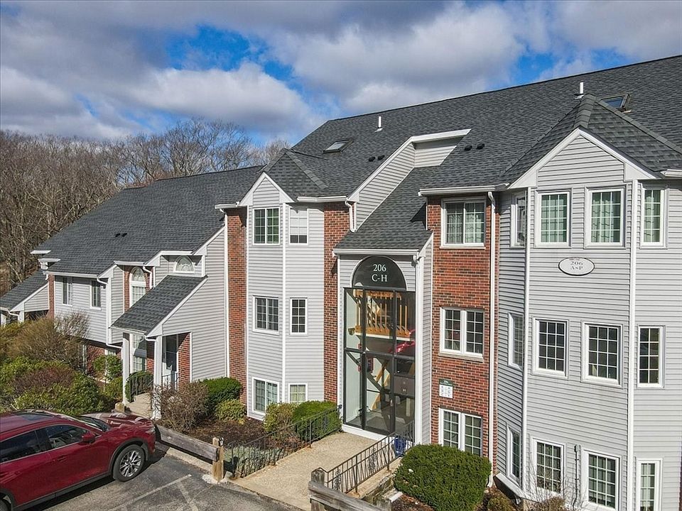 1st image of 206 Tall Oaks Dr Unit G