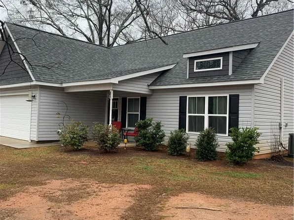 505 Blue Ridge Ave, Belton, SC 29627