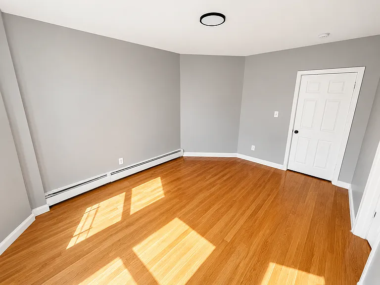 163 Hillside Ave #2L — Photo 6