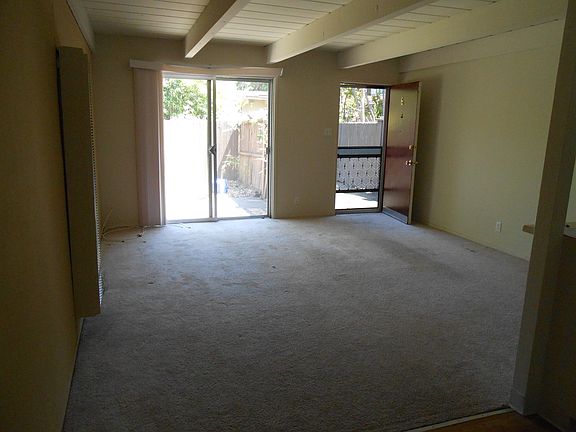 4th image of 751 Layne Ct APT 1