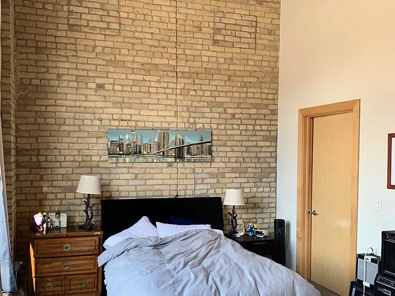 404 Washington Ave N #207 — Photo 4