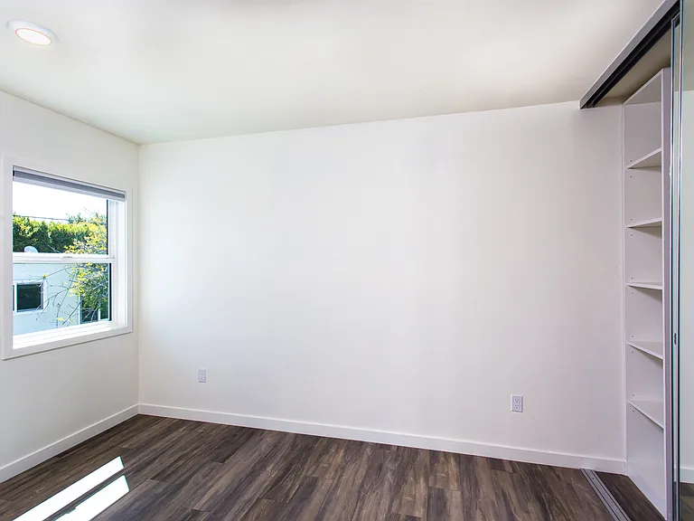 1256 Princeton St #E — Photo 8