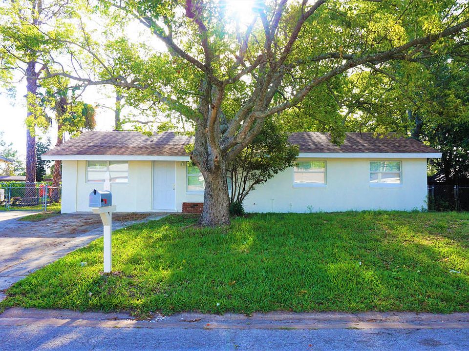 1st image of 1429 Primrose Ln