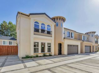 20820 W Oklahoma Ct, Chatsworth, CA 91311