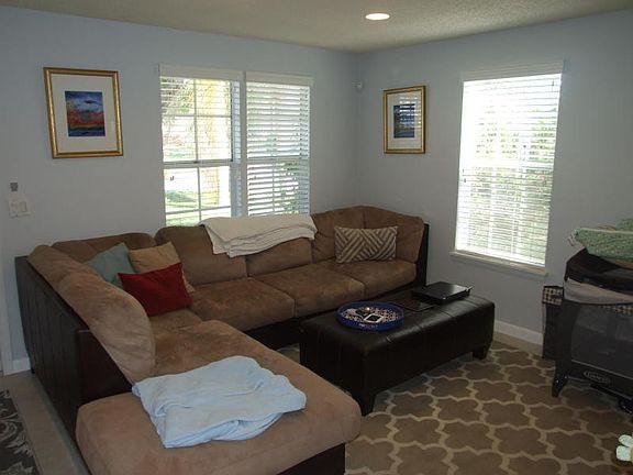 2nd image of 400 Georgian Park Dr