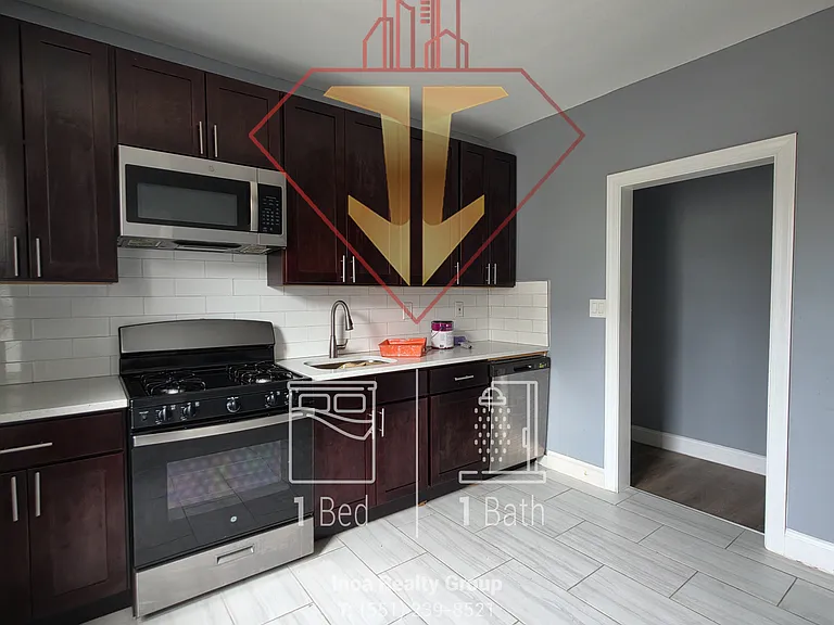 102 Kennedy Blvd #3 — Photo 2