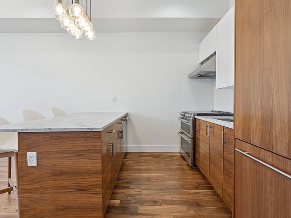 5th image of 464 Putnam Ave APT 3