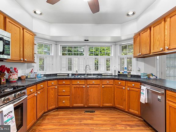 5th image of 11913 Teeside Dr
