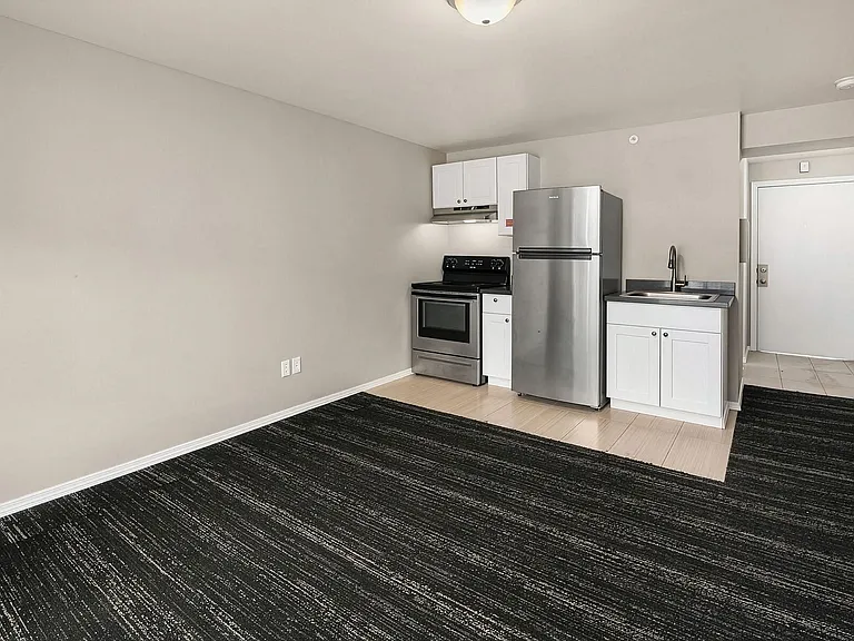 Indigo Apartments — Photo 14