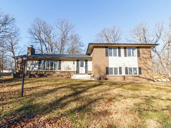 20193 SW Oakwood Dr, Lebanon, MO 65536