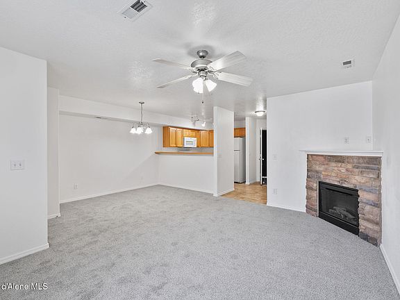 4th image of 632 N Hydra Pl #A