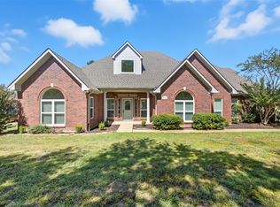 2105 W Crawford St, Denison, TX 75020