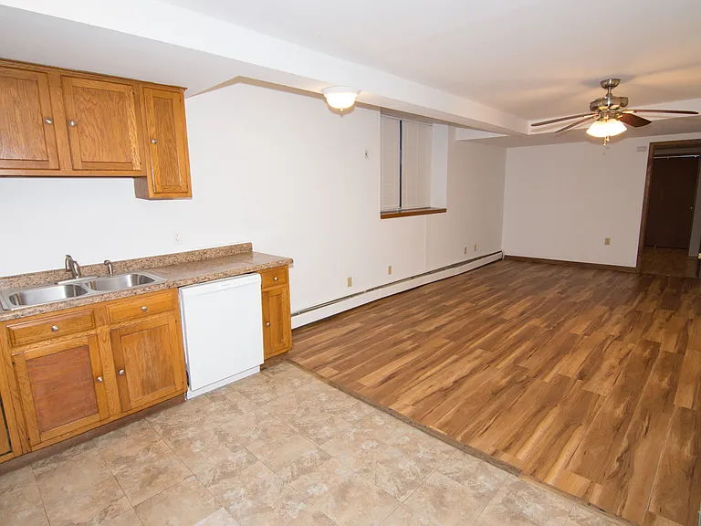 Stevens Square Apartments — Photo 182