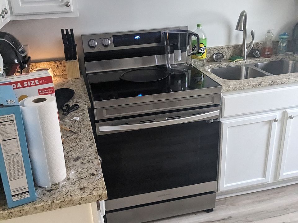 1st image of 25 Holladay Dr #8