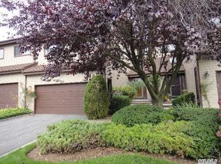 84 The Gln, Glen Head, NY 11545