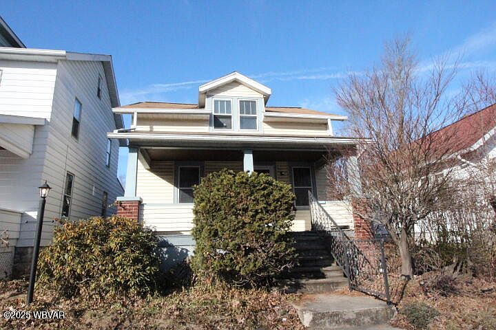 1st image of 327 Jerome Ave