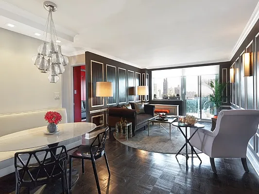 Sold by Sotheby's International Realty | media 19