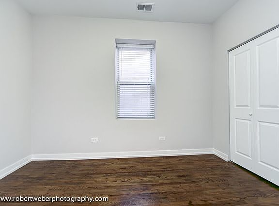 5th image of 3328 N Ashland Ave