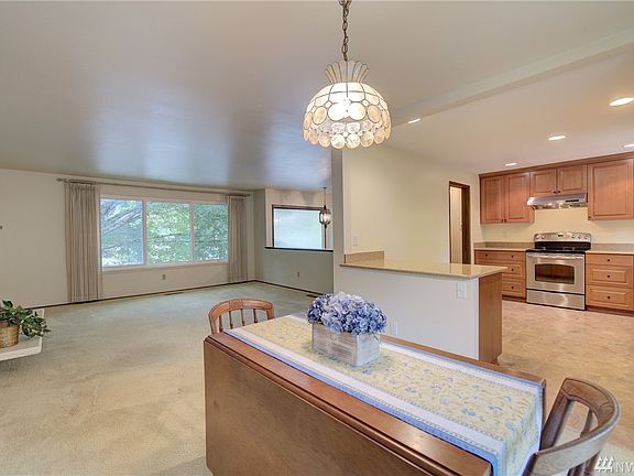 4th image of 11816 NE 142nd St