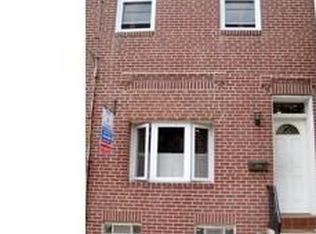 852 S Front St, Philadelphia, PA 19147
