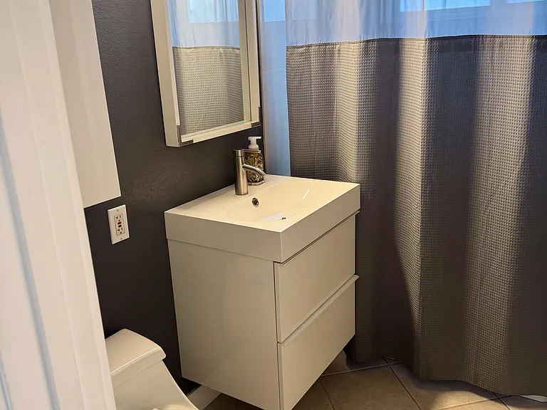 6501 Corrine Cir — Photo 18