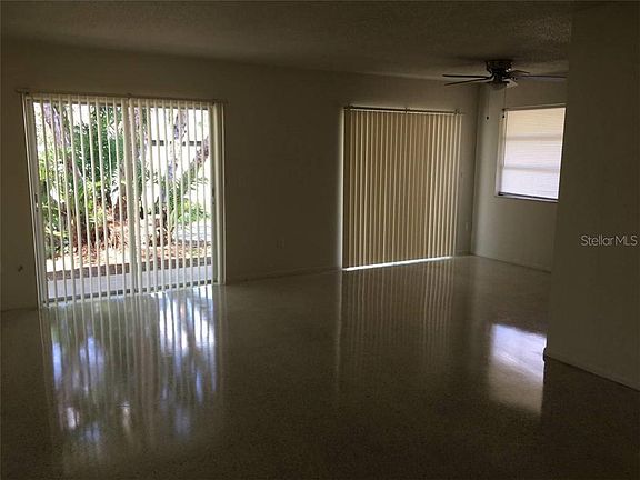 4th image of 6076 Mayberry Ave